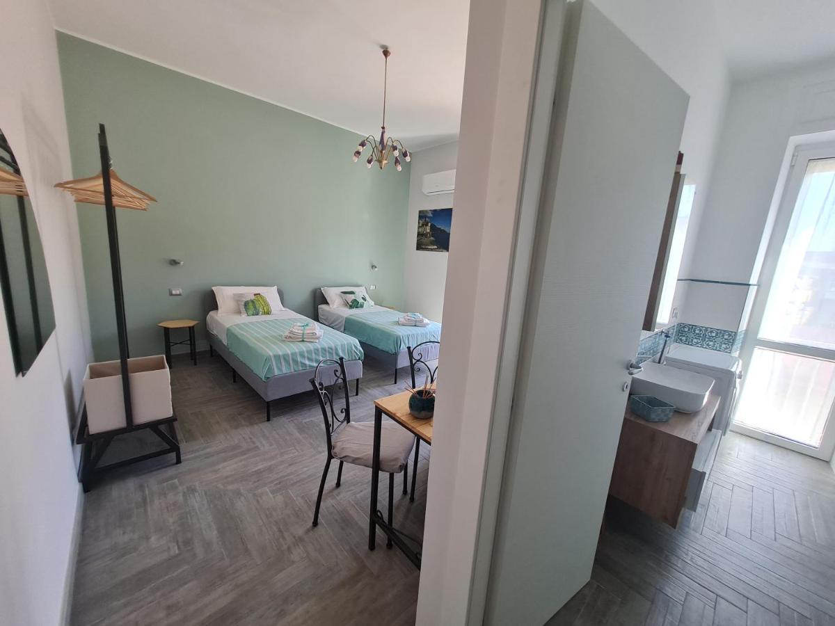 Costa Del Sole Panzió Salerno Kültér fotó