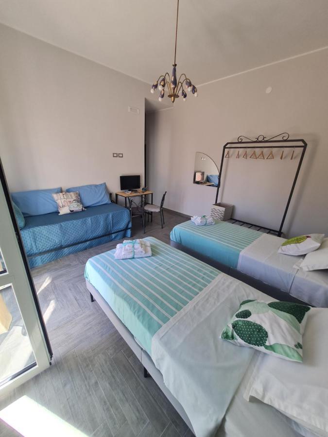 Costa Del Sole Panzió Salerno Kültér fotó